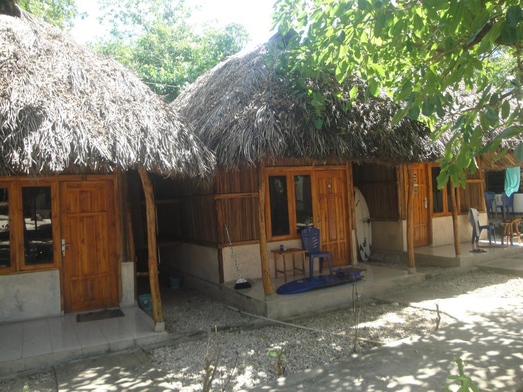 Ova Baluk Bungalow Nembrala Exterior foto