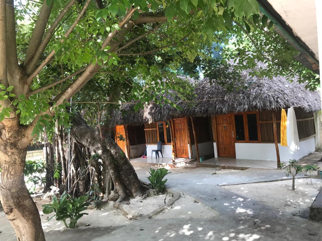 Ova Baluk Bungalow Nembrala Exterior foto